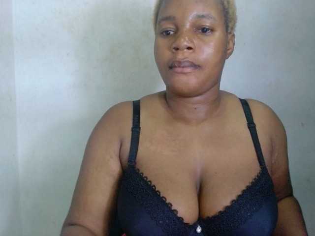 Juicypie live webcam show