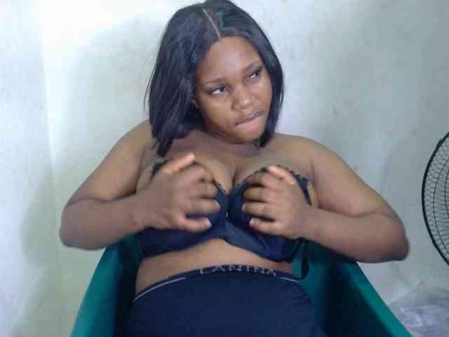 Juicypie's cam show statistics and live stream