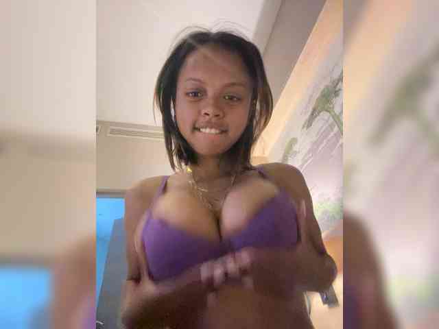 DaniiSexyy