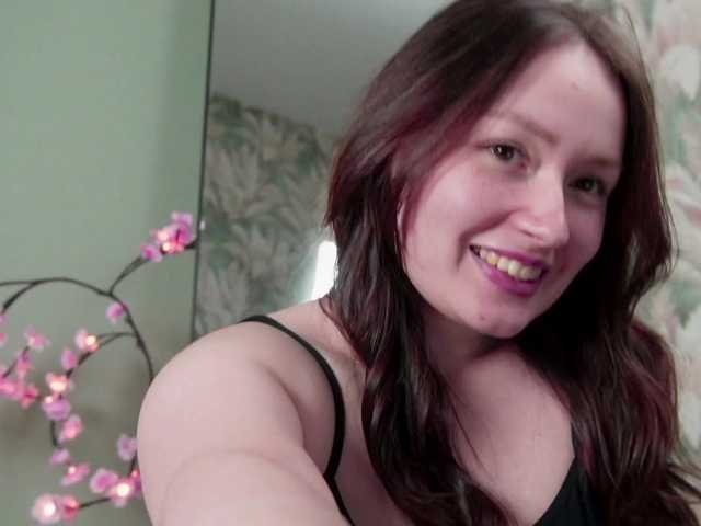 Amelimali live cam on BongaCams