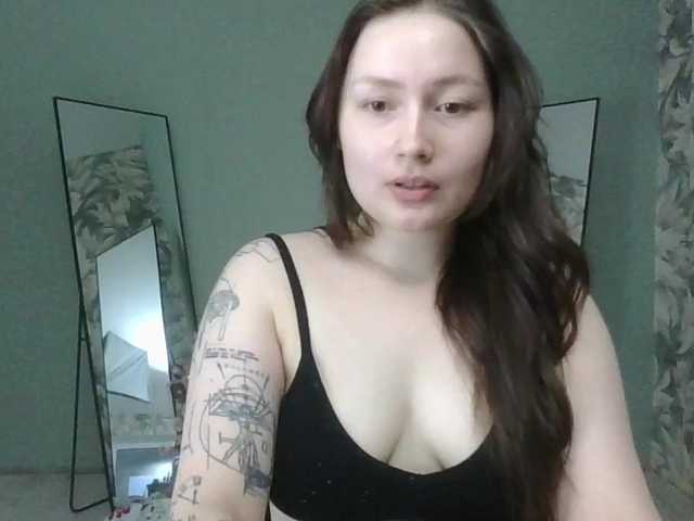 Amelimali live cam on BongaCams
