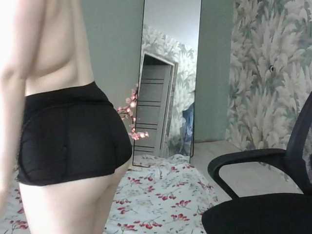 Amelimali live cam on BongaCams