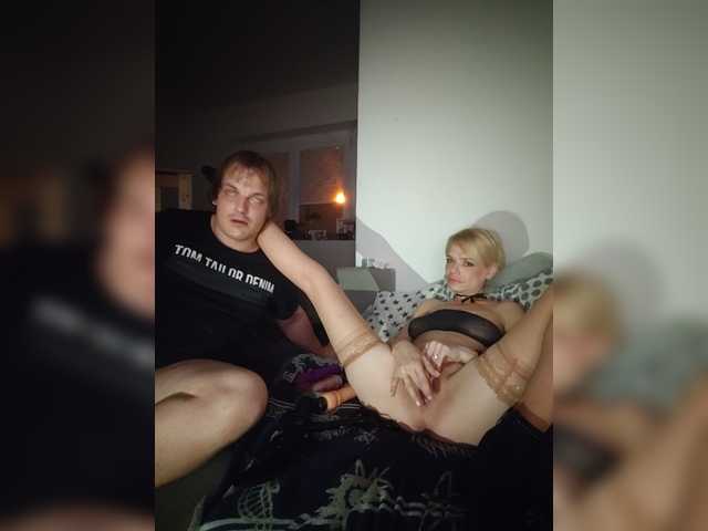 Evittaellite11 live webcam show