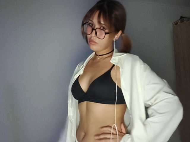 MargheritaBergh live cam on BongaCams