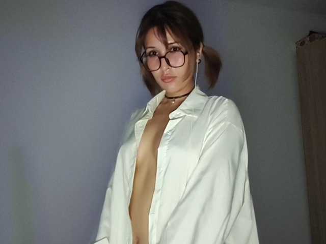 MargheritaBergh live cam on BongaCams
