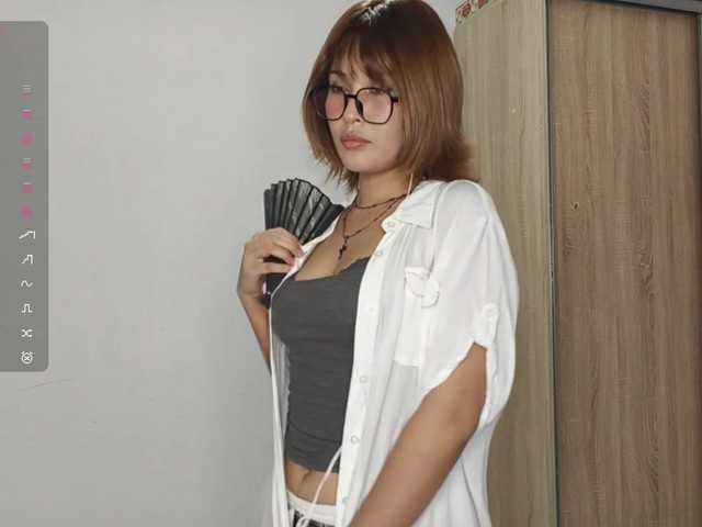 MargheritaBergh live cam on BongaCams