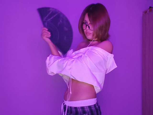 MargheritaBergh live cam on BongaCams