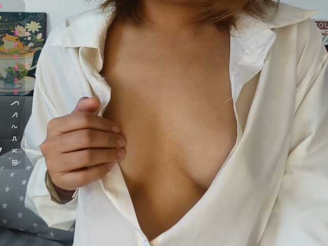 MargheritaBergh live cam on BongaCams