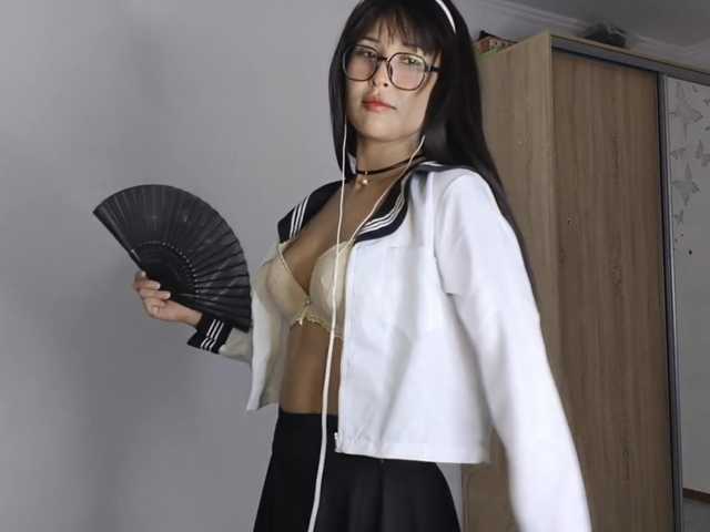 MargheritaBergh live cam on BongaCams