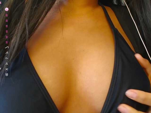 MargheritaBergh live cam on BongaCams