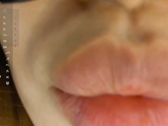MargheritaBergh live cam on BongaCams