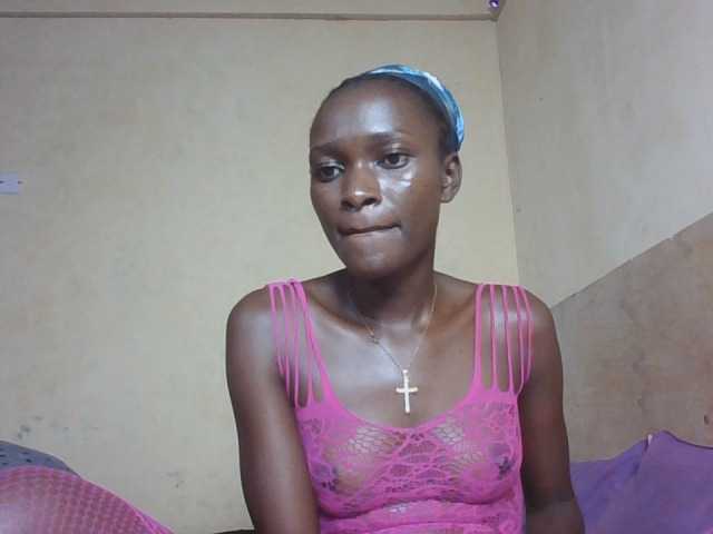 sweetlunab live webcam show