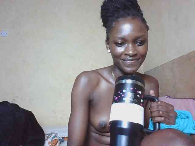sweetlunab webcam