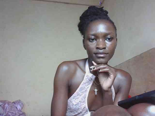 sweetlunab webcam