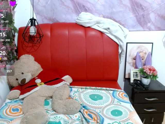 Ashley26 live cam on BongaCams