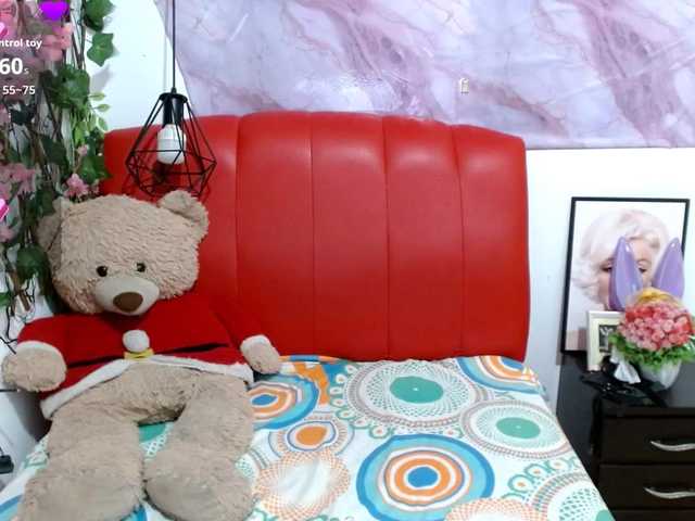 Ashley26 live cam on BongaCams