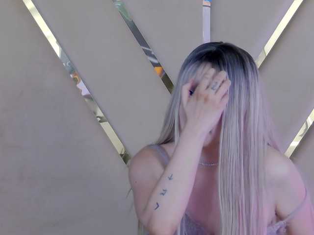ZenaidaBelmont live cam on BongaCams