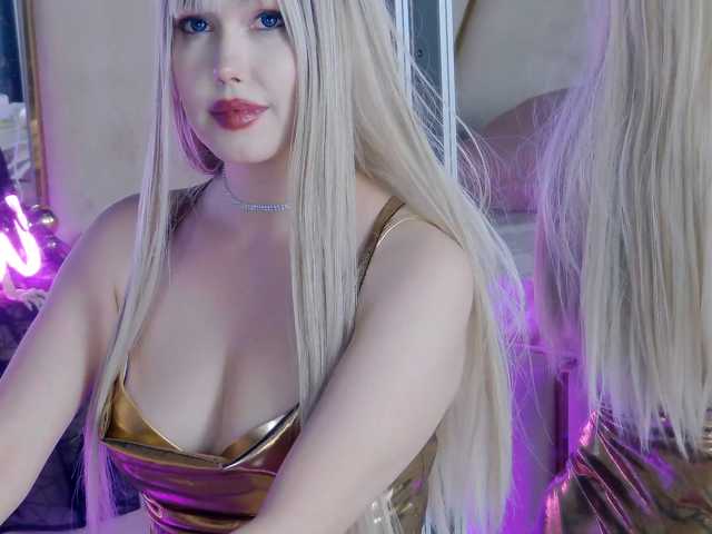 ZenaidaBelmont live cam
