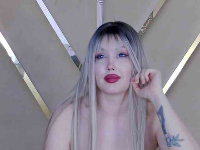 モデル: ZenaidaBelmont