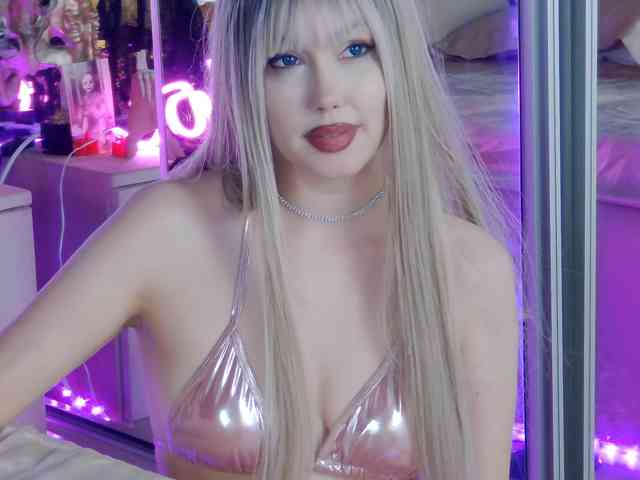 モデル: ZenaidaBelmont