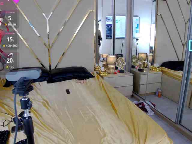 ZenaidaBelmont webcam