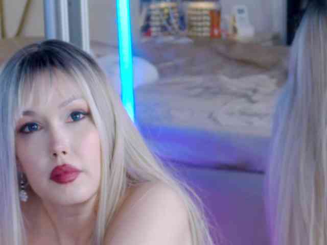 モデル: ZenaidaBelmont