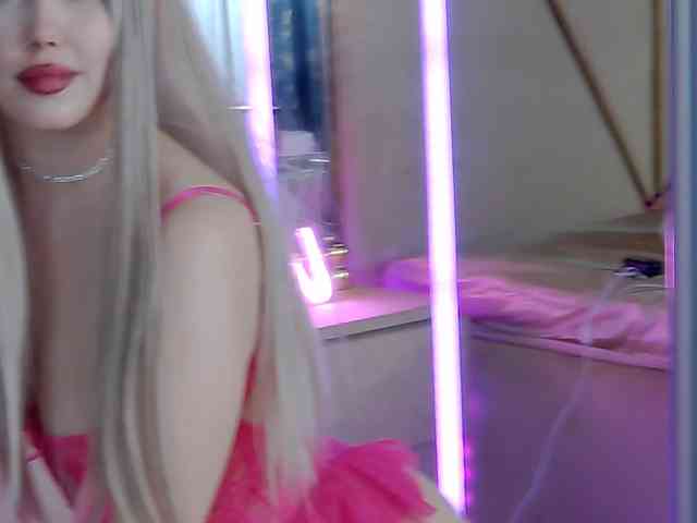 ZenaidaBelmont webcam