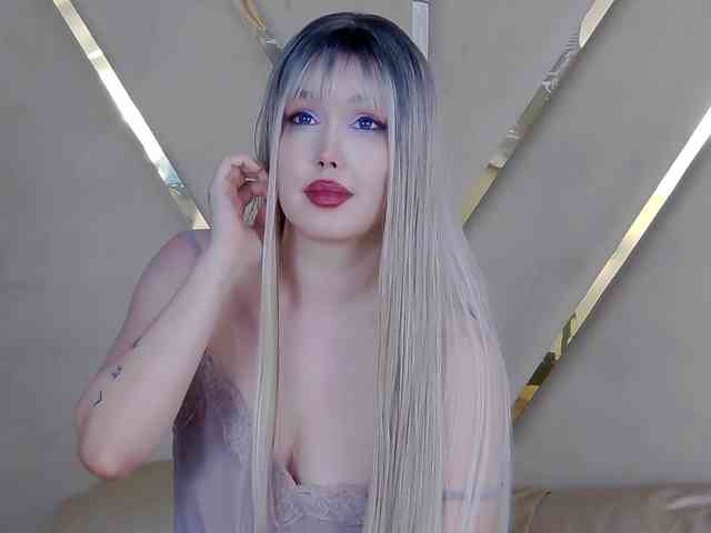 ZenaidaBelmont webcam