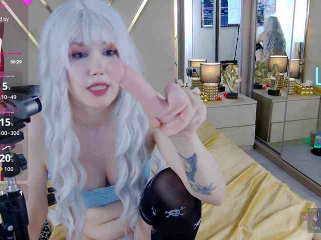 モデル: ZenaidaBelmont