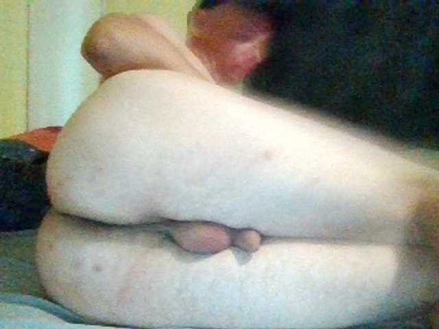 JustRegular21cm live webcam show
