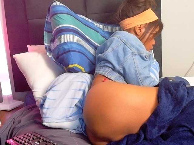 SexyCassey live cam on BongaCams