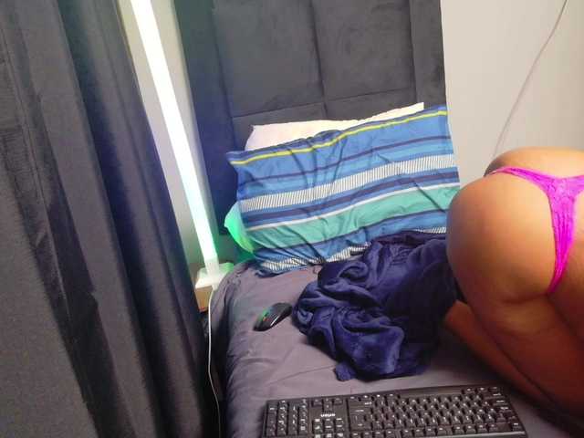 SexyCassey live cam on BongaCams