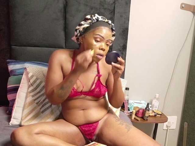 SexyCassey live cam on BongaCams