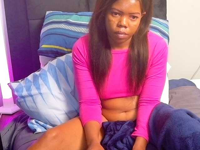 SexyCassey live cam on BongaCams