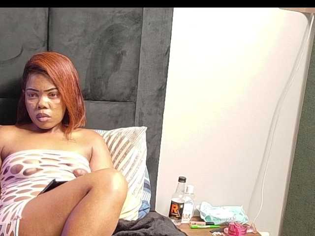 SexyCassey live cam on BongaCams