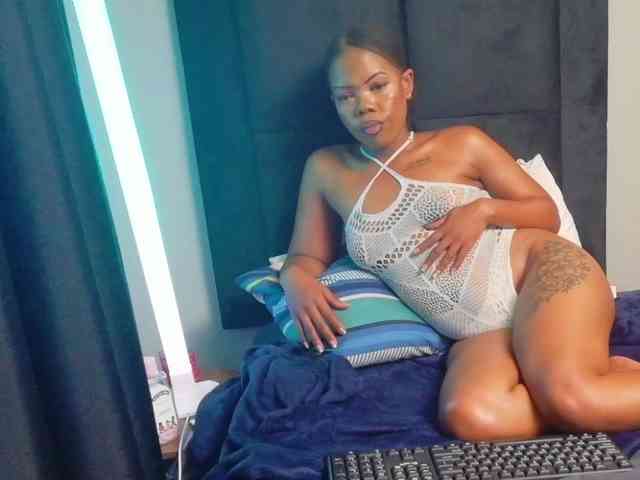 SexyCassey Live Webcam on BongaCams