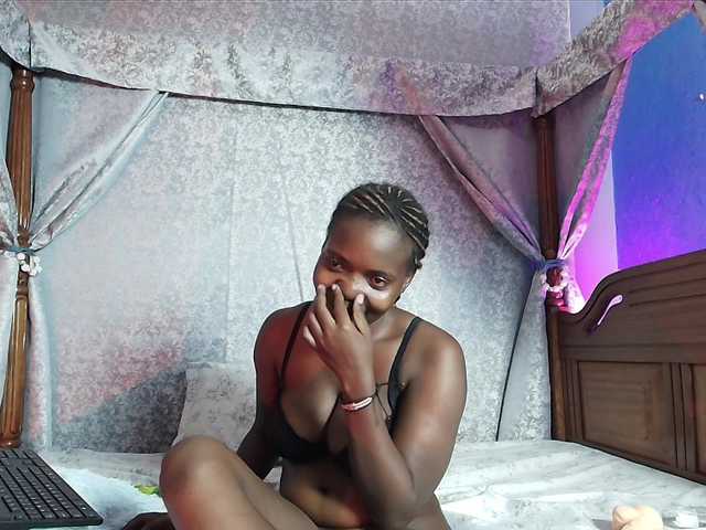 Sassychika live cam