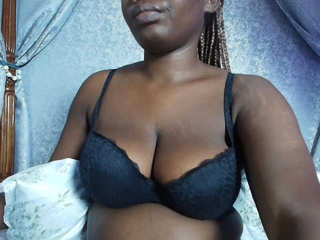 Sassychika live cam