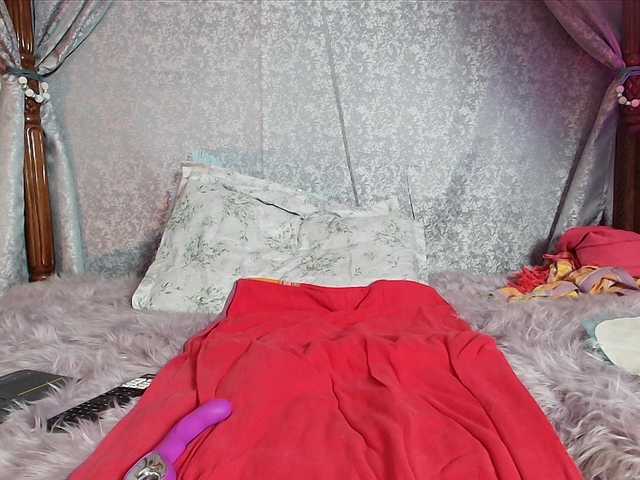 Sassychika live cam on BongaCams
