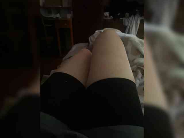 ZlayaZayaa webcam