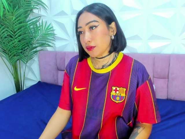 Mirella-Solis live cam on BongaCams