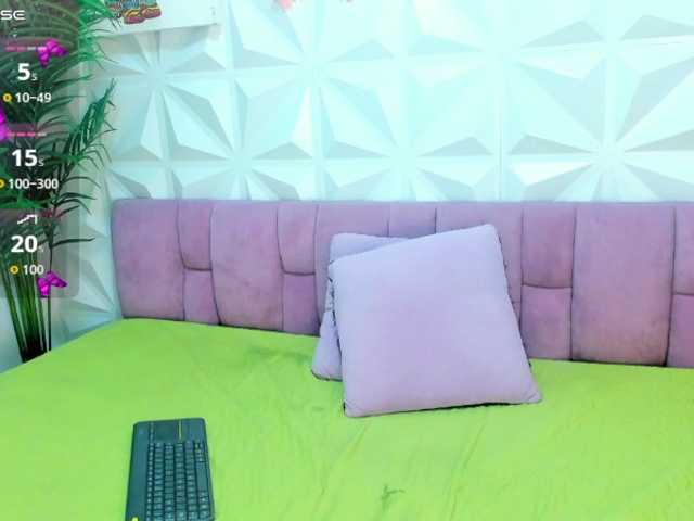 Mirella-Solis live cam on BongaCams