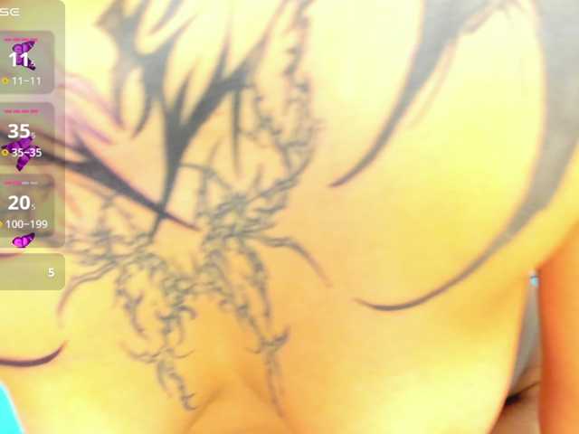 Mirella-Solis live cam on BongaCams