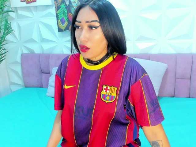 Mirella-Solis live cam on BongaCams
