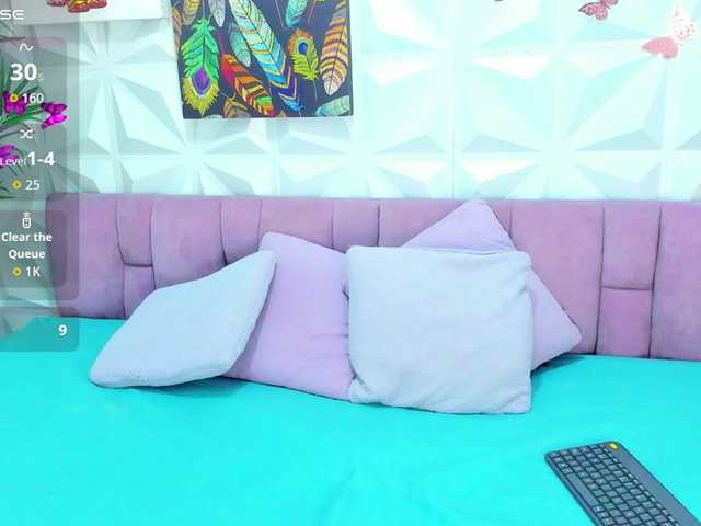 Mirella-Solis live cam preview