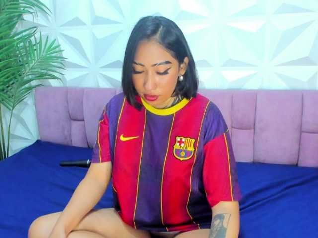 Mirella-Solis live cam on BongaCams