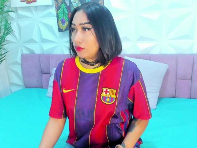 Mirella-Solis live cam on BongaCams