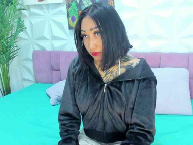 Mirella-Solis webcam
