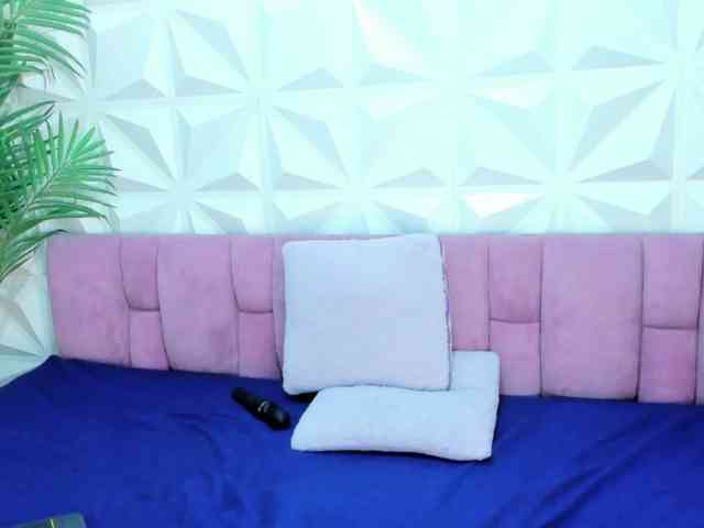 Mirella-Solis webcam