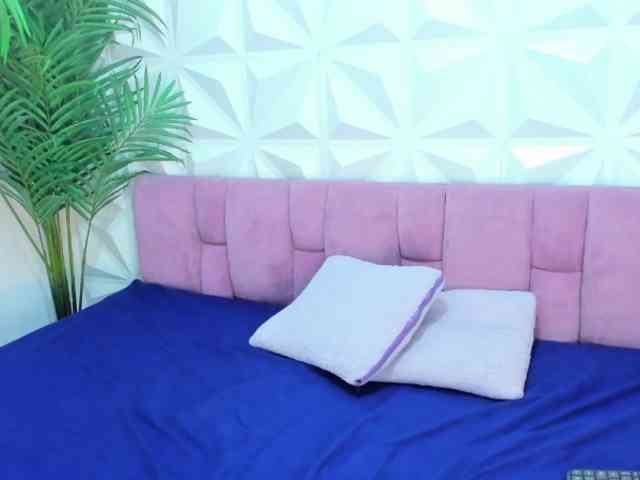 Mirella-Solis webcam